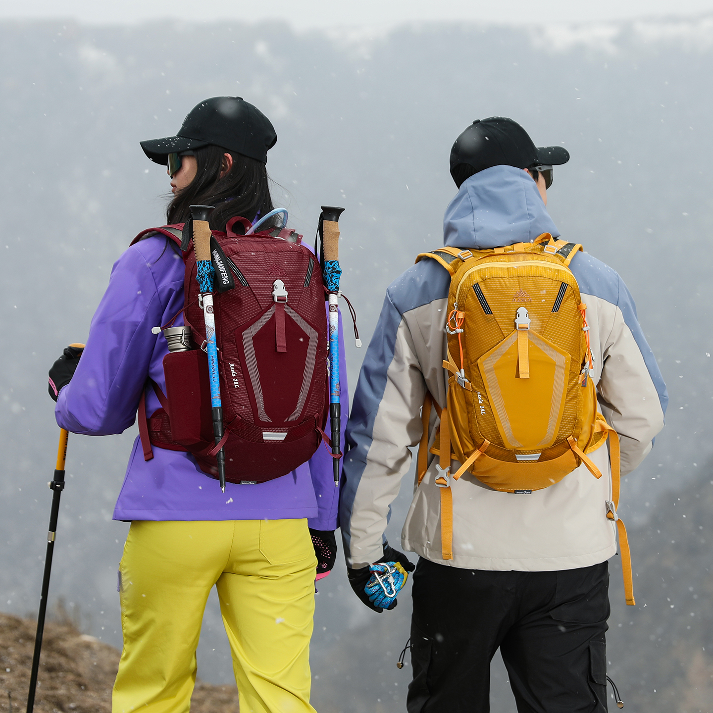 28-Liter Hiking Backpack, Wate - Foldable Backpack Small のレビューと価格
